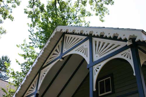 Close up of millwork at the roofline of the Thousand Island Park Landmark Society